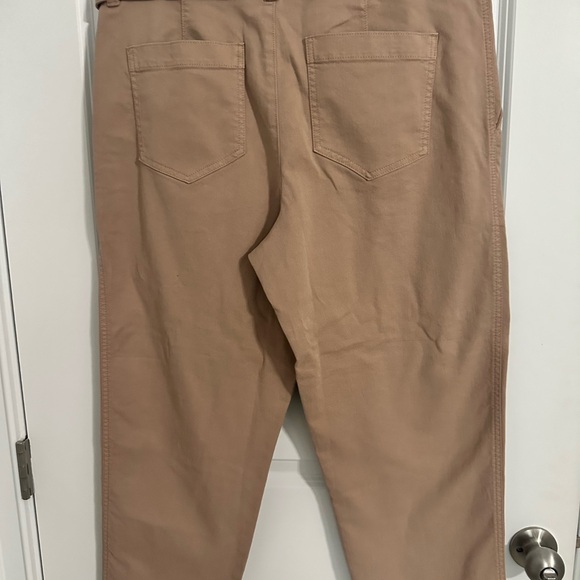 LOFT NWT Tan Denim Cropped Tie Waist Pants.  Size 12 - Picture 2 of 4